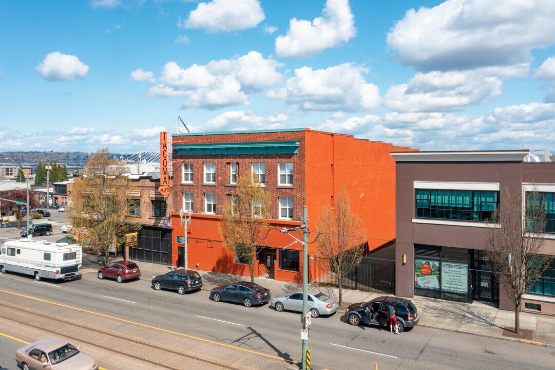 Tacoma Flats in Tacoma, WA - Building Photo