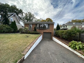 99 Morse Ave in Rutherford, NJ - Foto de edificio - Building Photo