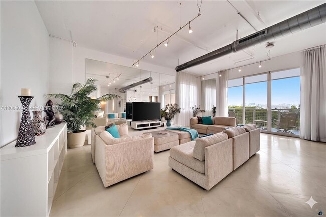 2001 Biscayne Blvd, Unit 2520 in Miami, FL - Building Photo - Building Photo