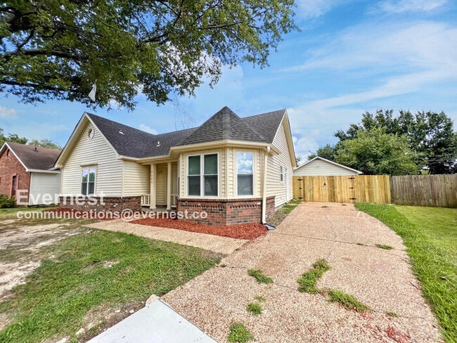 4608 S Berrypick Ln in Memphis, TN - Building Photo - Building Photo