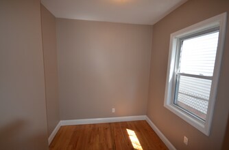 12 Cheever Ct, Unit 1 in Boston, MA - Building Photo - Building Photo