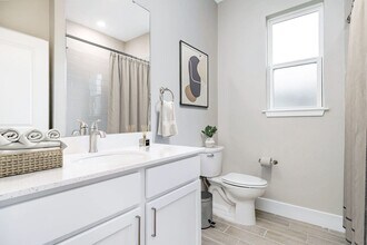 4072 Feather Terrace in North Port, FL - Building Photo - Building Photo