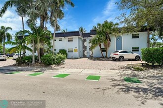 1470 Dixie Hwy in Fort Lauderdale, FL - Foto de edificio - Building Photo