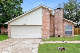 15610 Cabot Creek Cir in Houston, TX - Building Photo