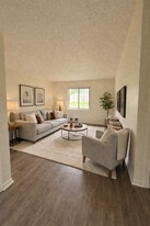 Ridgeview Heights - Newly Renovated Apts! in Kansas City, MO - Building Photo