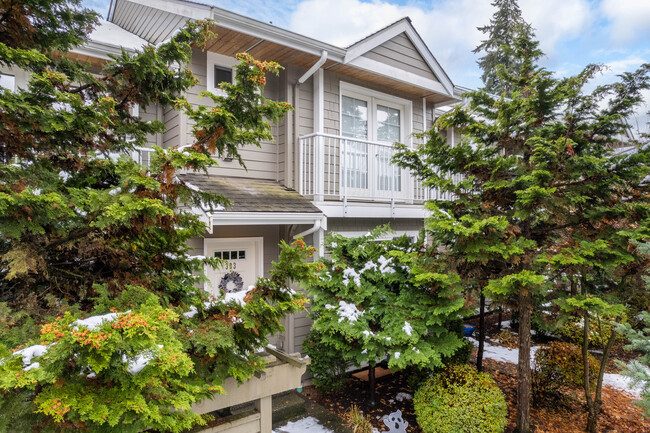 Roosevelt Townhomes in Seattle, WA - Building Photo - Primary Photo