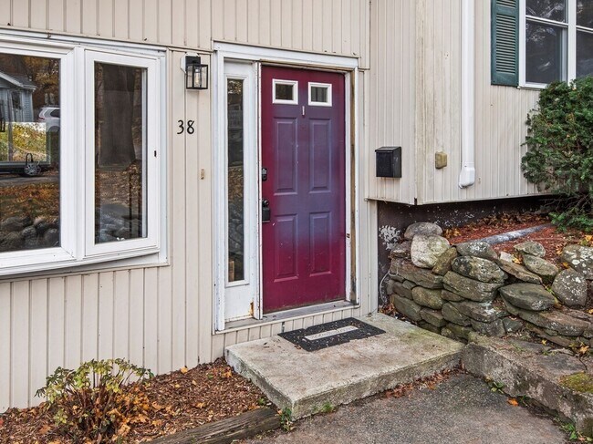 38 Hilda St in Worcester, MA - Building Photo - Building Photo