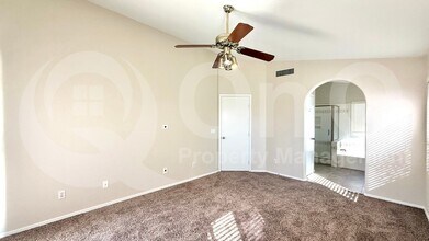 14629 S 43rd Pl in Phoenix, AZ - Building Photo - Building Photo