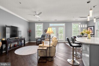 9480 Virginia Center Blvd in Vienna, VA - Building Photo - Building Photo