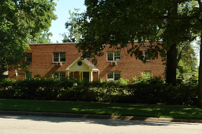 228 Broadway St in Youngstown, OH - Foto de edificio - Building Photo
