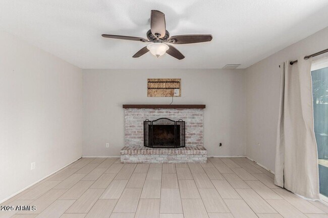 5313 W Mescal St in Glendale, AZ - Building Photo - Building Photo