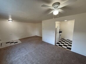 3719 Hawthorne Ave NE in Salem, OR - Building Photo - Building Photo
