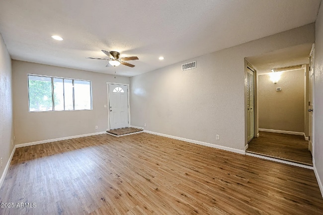 3016 W Libby St in Phoenix, AZ - Building Photo - Building Photo