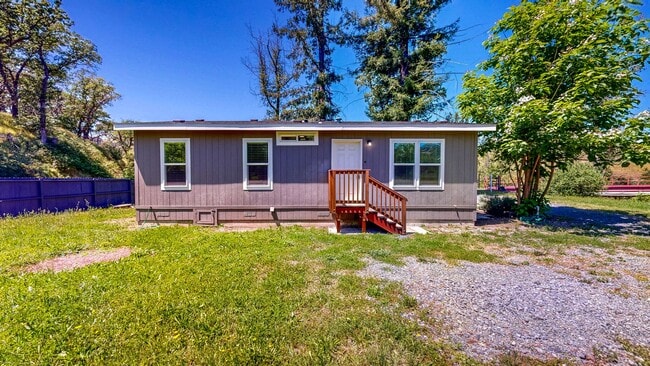 5326 Briggs Ranch Rd in Calistoga, CA - Building Photo - Building Photo