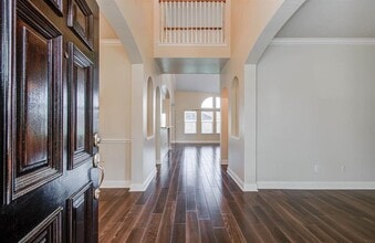 2210 Waters Edge Ln in League City, TX - Building Photo - Building Photo