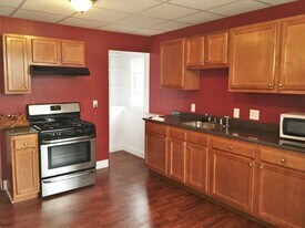 289 Chelsea St in Boston, MA - Building Photo