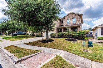 18628 Wind Valley Way in Pflugerville, TX - Foto de edificio - Building Photo