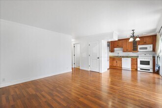 2209 Otis Dr in Alameda, CA - Building Photo - Building Photo