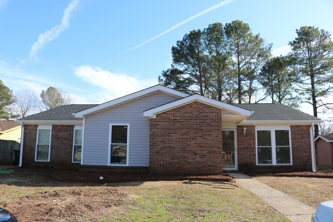 114 Westscott Dr, Unit B in Madison, AL - Building Photo