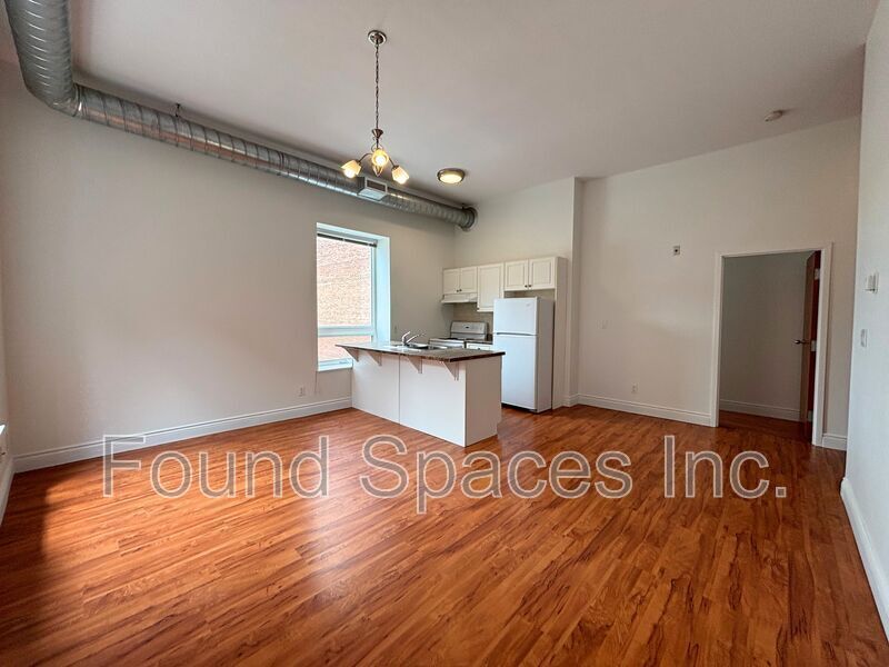 78 Dalhousie St in Brantford, ON - Building Photo