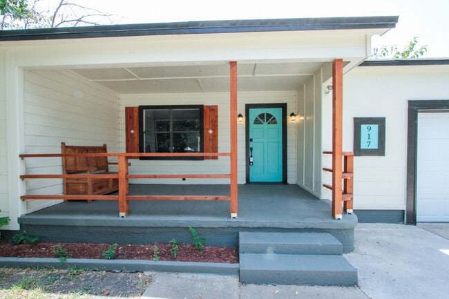 917 Crockett Ct in Temple, TX - Foto de edificio - Building Photo