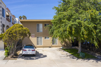 Felspar Apartments in San Diego, CA - Building Photo - Building Photo