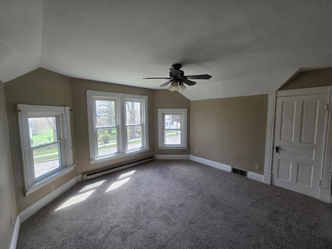 property at 148 1/2 N Watertown St