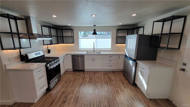 2143 245th St in Lomita, CA - Building Photo - Building Photo