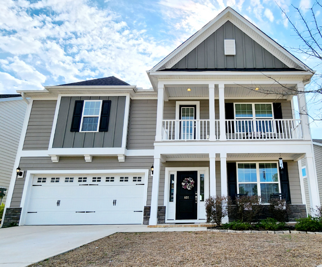 property at 601 Harbour Pointe Dr