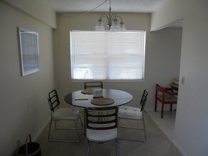 164 Brighton D in Boca Raton, FL - Building Photo - Building Photo