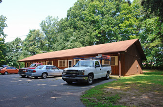 Tobaccoville Crossing in Tobaccoville, NC - Building Photo - Building Photo