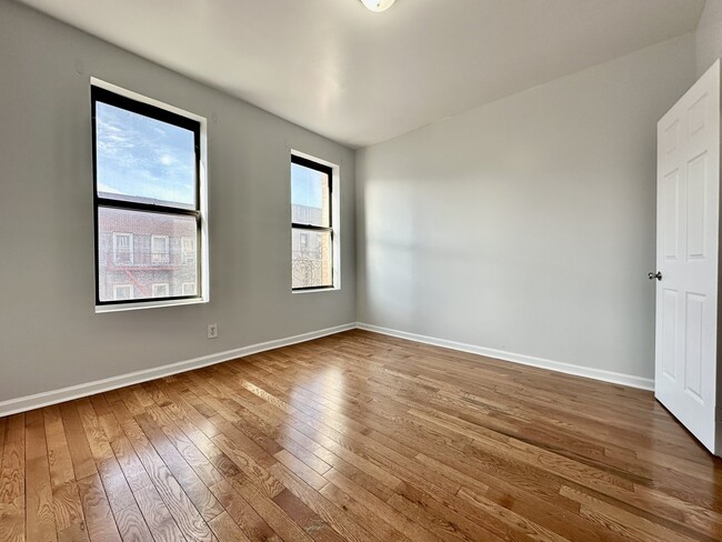 609 W 177th St in New York, NY - Building Photo - Building Photo