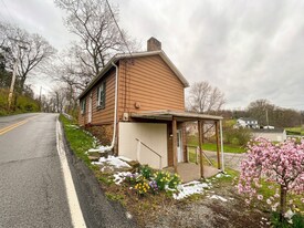 406 Pierson Run Rd in Pittsburgh, PA - Building Photo