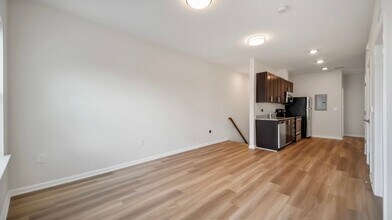 5610 Bucknell Rd-Unit -B in Baltimore, MD - Building Photo - Building Photo