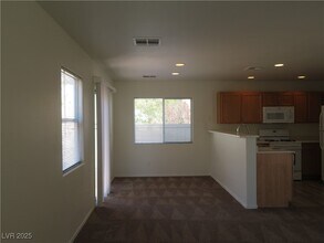 954 Coronado Peak Ave in Las Vegas, NV - Building Photo - Building Photo