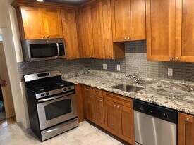 77 Gore St, Unit 1 in Cambridge, MA - Building Photo