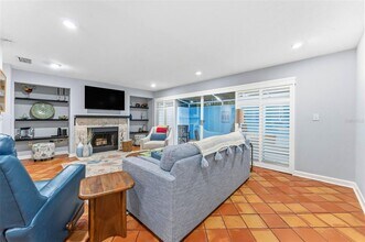 2979 W Knights Ave in Tampa, FL - Building Photo - Building Photo