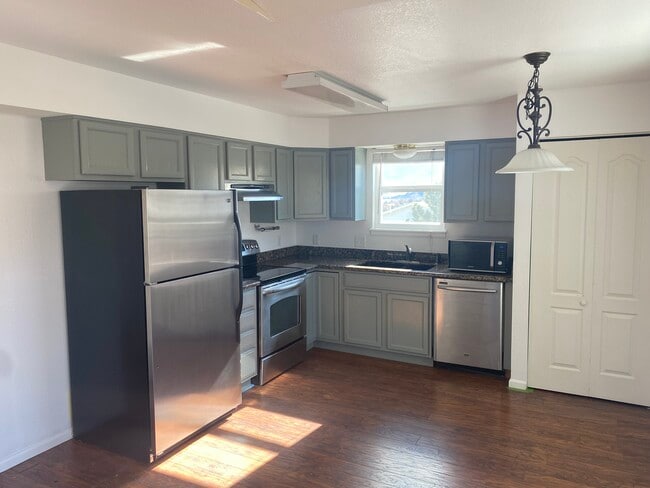 property at 1648 S Cole St