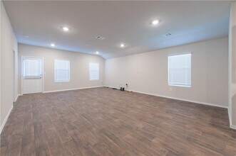 5816 Berriweather Dr in Austin, TX - Building Photo - Building Photo