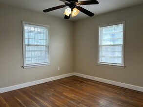 2219 20th St in Lubbock, TX - Building Photo - Building Photo