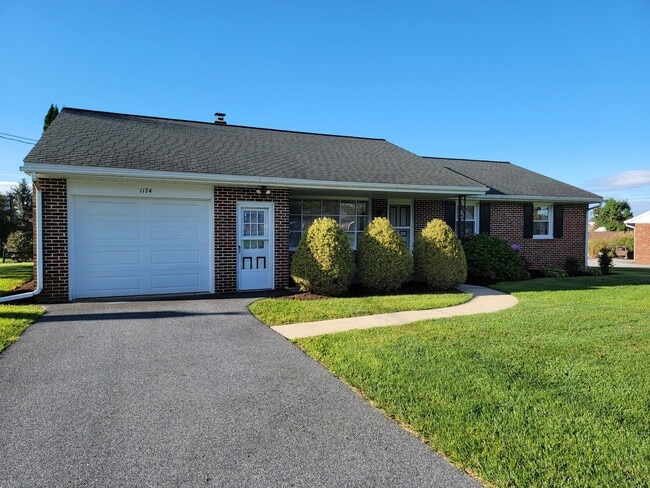 1174 Rose Ave in East Earl, PA - Building Photo - Building Photo