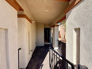 324 Silva Pl in Henderson, NV - Building Photo - Building Photo