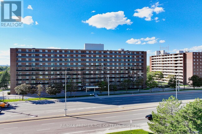 3533-3533 Derry Rd E in Mississauga, ON - Building Photo - Building Photo