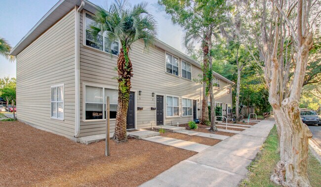 1017 SW 1st Ave in Gainesville, FL - Building Photo - Building Photo