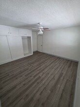 916 N Inglewood Ave in Inglewood, CA - Building Photo - Interior Photo