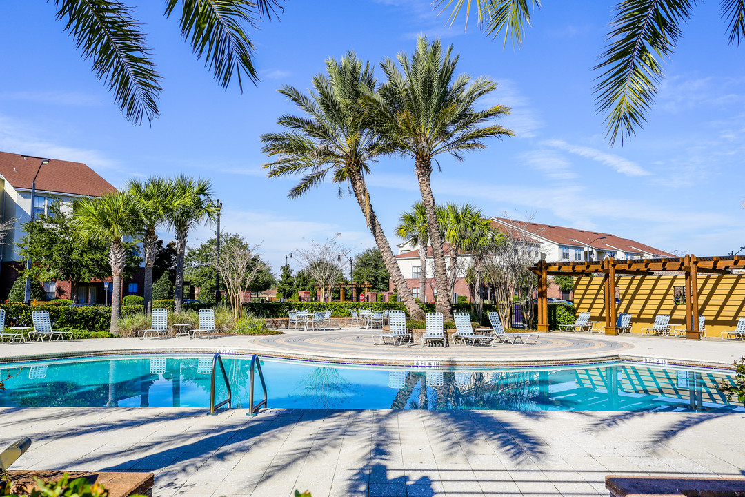 Lantern Square in Jacksonville, FL - Building Photo