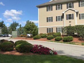 50 Sentinel Court in Manchester, NH - Building Photo - Building Photo