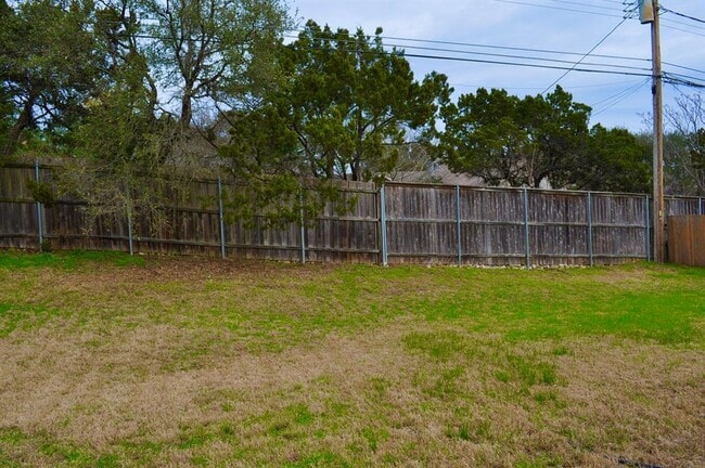 8304 Red Willow Dr in Austin, TX - Building Photo - Building Photo