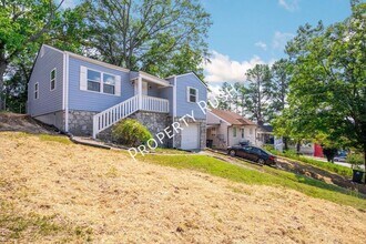 204 Booth Rd in Chattanooga, TN - Building Photo - Building Photo