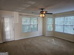 709 Outlook Way in Atlanta, GA - Building Photo - Building Photo